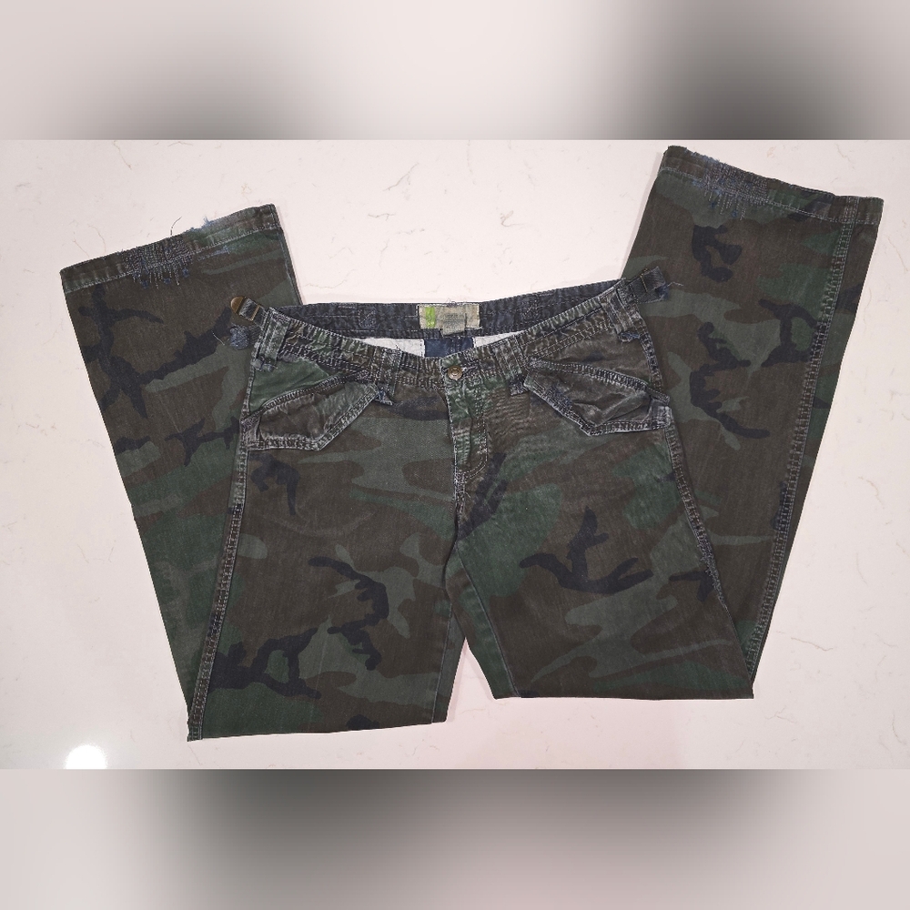 Vintage Y2K 90s Military‎ CAMO Pants